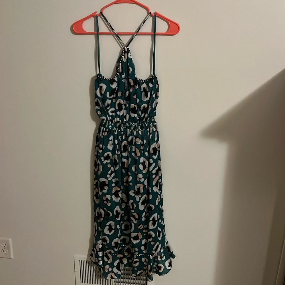 House of Harlow green flowy